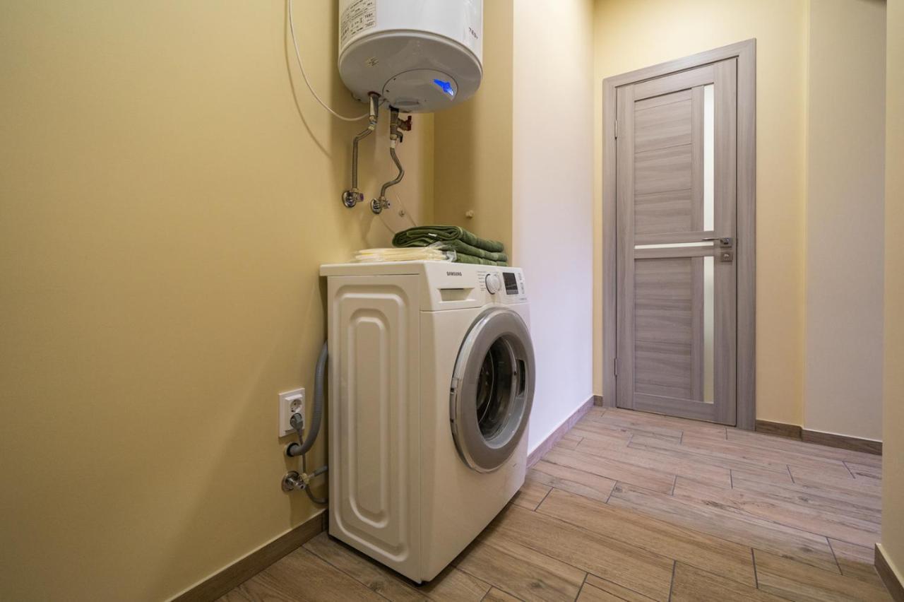 Apartment In The Heart Of Chernigov מראה חיצוני תמונה